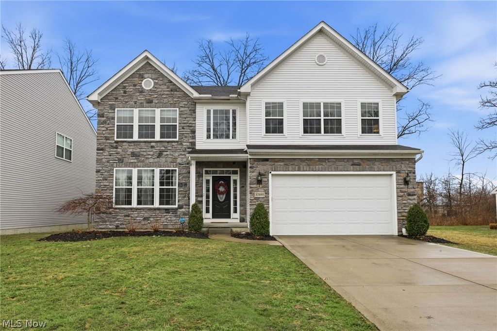 32895 Rebecca Lane, Avon Lake, OH 44012