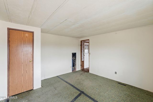 9156 S THORNTON Road, Casa Grande, AZ 85193