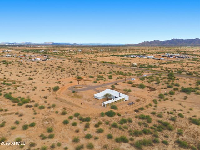 9156 S THORNTON Road, Casa Grande, AZ 85193
