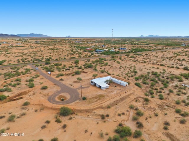 9156 S THORNTON Road, Casa Grande, AZ 85193