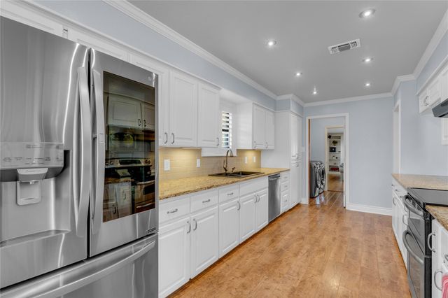 213 Corder LN, Burnet, TX 78611