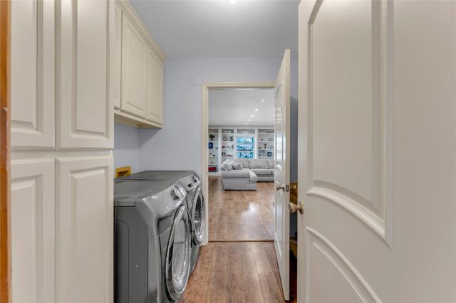 213 Corder LN, Burnet, TX 78611