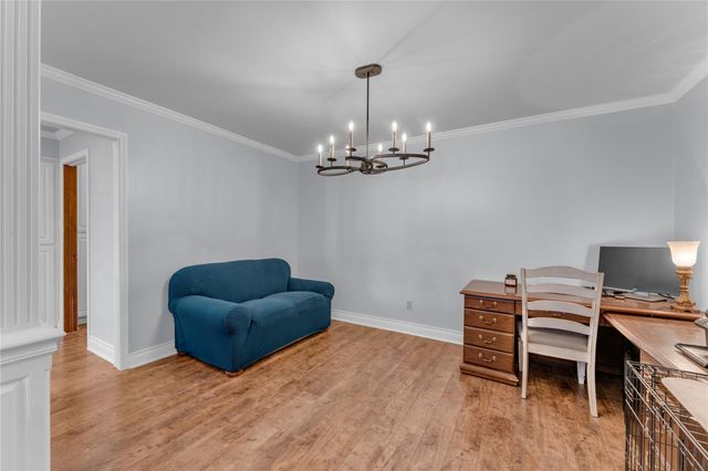 213 Corder LN, Burnet, TX 78611