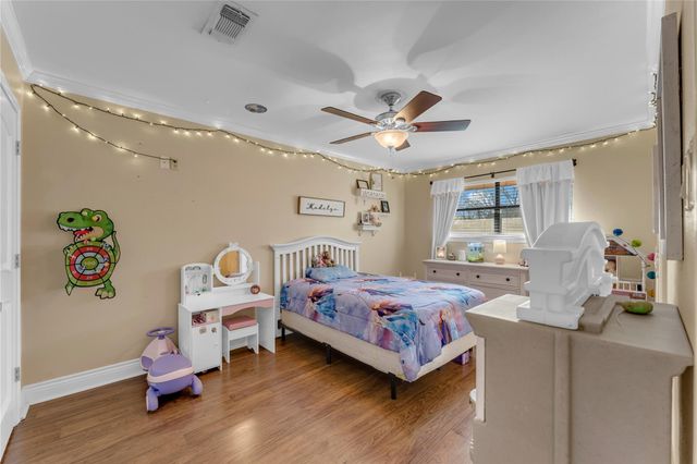 213 Corder LN, Burnet, TX 78611