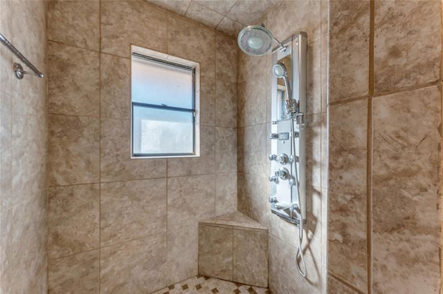 213 Corder LN, Burnet, TX 78611