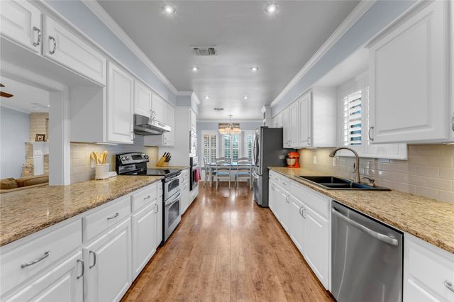 213 Corder LN, Burnet, TX 78611