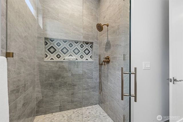 11921 90th Ave NE, Kirkland, WA 98034