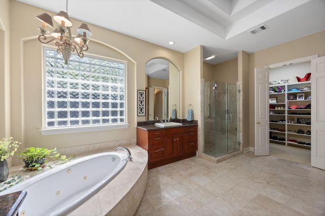 3210 Bonnebridge Way Boulevard, Houston, TX 77082