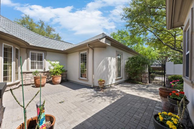 3210 Bonnebridge Way Boulevard, Houston, TX 77082