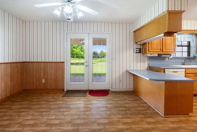 152 County Road 32250, Sumner, TX 75486