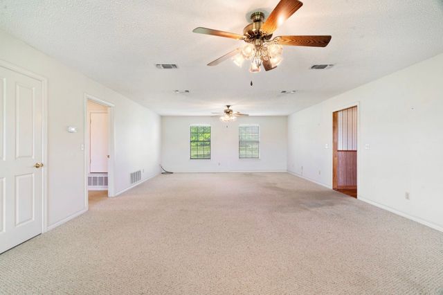 152 County Road 32250, Sumner, TX 75486