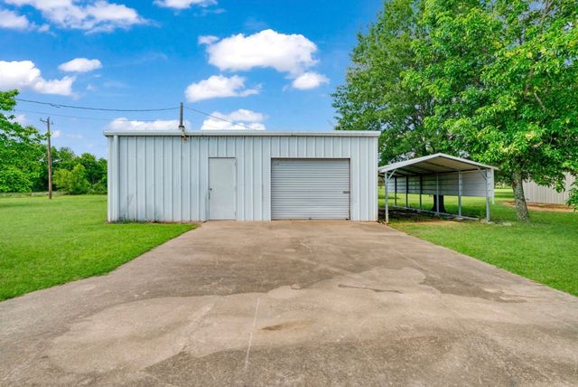 152 County Road 32250, Sumner, TX 75486