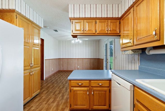 152 County Road 32250, Sumner, TX 75486