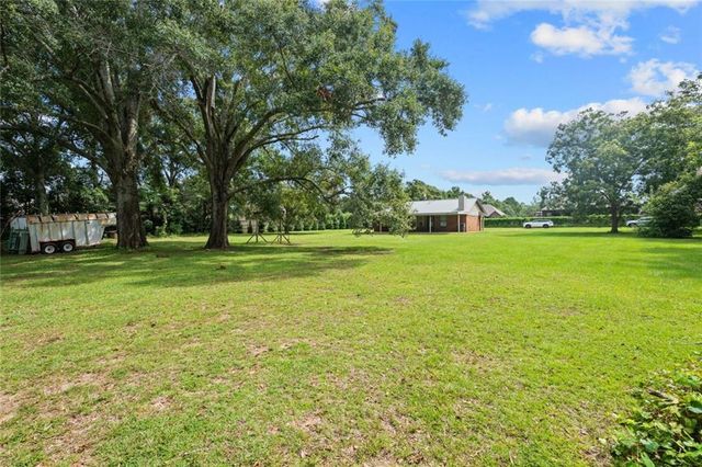 9690 Jeff Hamilton Road, Mobile, AL 36695