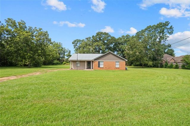 9690 Jeff Hamilton Road, Mobile, AL 36695
