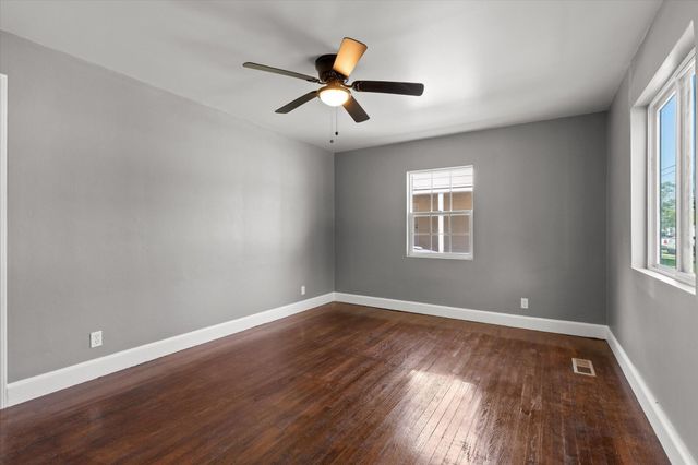 712 Parkview Drive, Chattanooga, TN 37411