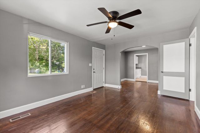 712 Parkview Drive, Chattanooga, TN 37411