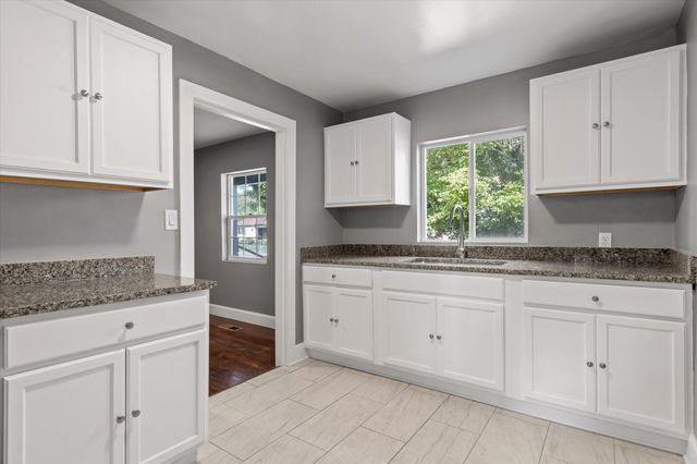 712 Parkview Drive, Chattanooga, TN 37411