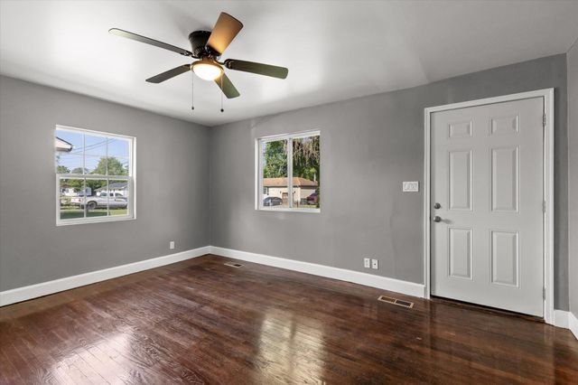 712 Parkview Drive, Chattanooga, TN 37411