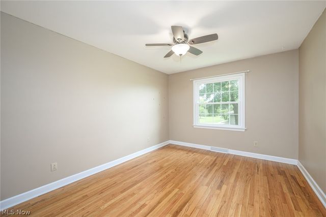 496 Howe Road, Kent, OH 44240