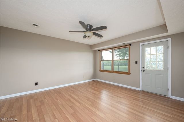 496 Howe Road, Kent, OH 44240