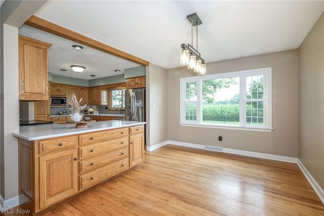 496 Howe Road, Kent, OH 44240