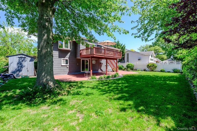 491 Bunker Drive, Oceanside, NY 11572