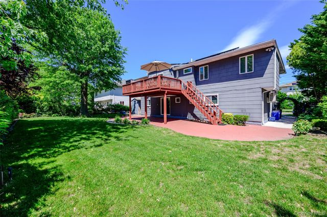 491 Bunker Drive, Oceanside, NY 11572