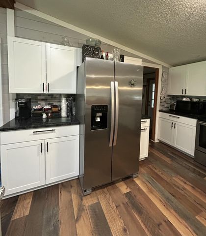 78 White Oak Lane, Monticello, KY 42633