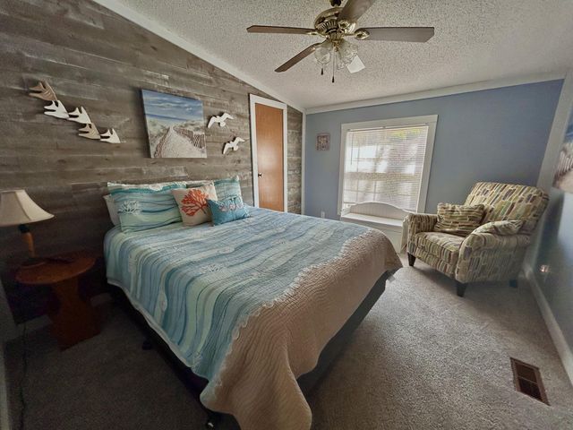 78 White Oak Lane, Monticello, KY 42633