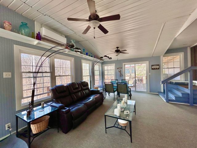 78 White Oak Lane, Monticello, KY 42633