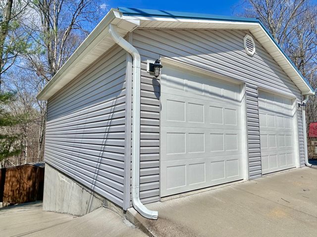 78 White Oak Lane, Monticello, KY 42633