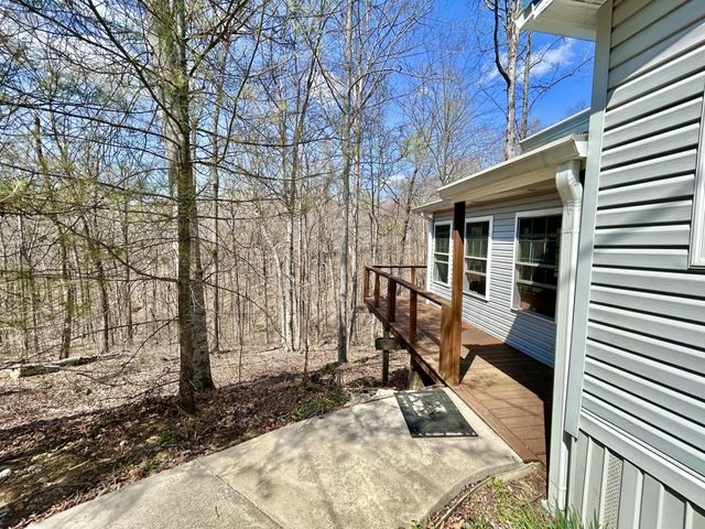 78 White Oak Lane, Monticello, KY 42633