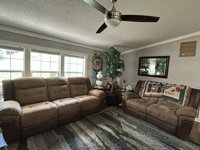 78 White Oak Lane, Monticello, KY 42633