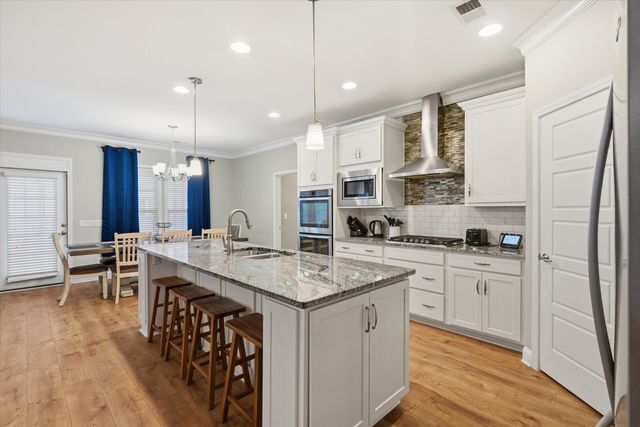 100 Royal Star Road, Summerville, SC 29486
