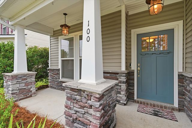 100 Royal Star Road, Summerville, SC 29486