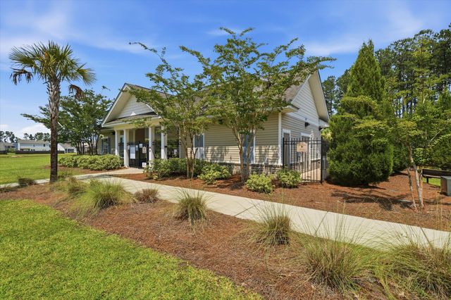 100 Royal Star Road, Summerville, SC 29486