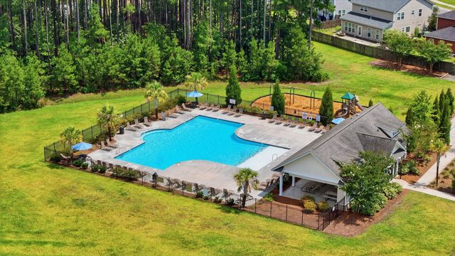 100 Royal Star Road, Summerville, SC 29486