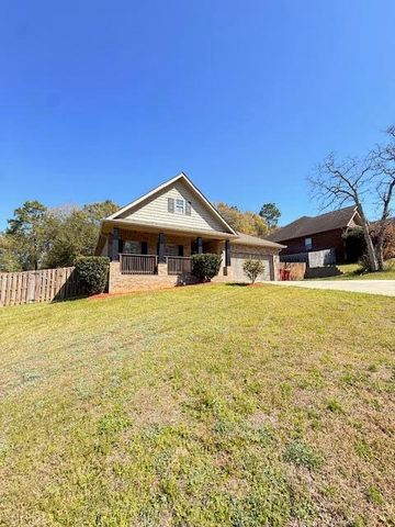 641 Red Fern Road, Crestview, FL 32536