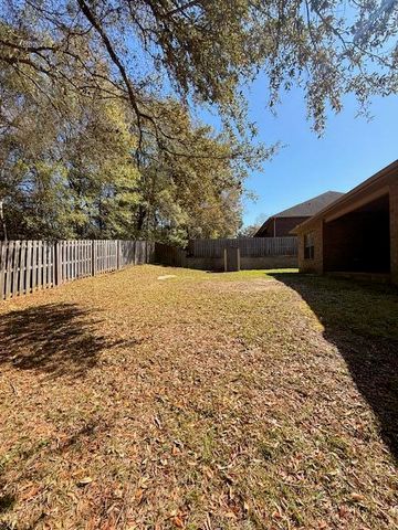 641 Red Fern Road, Crestview, FL 32536