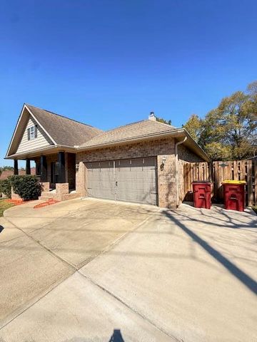 641 Red Fern Road, Crestview, FL 32536