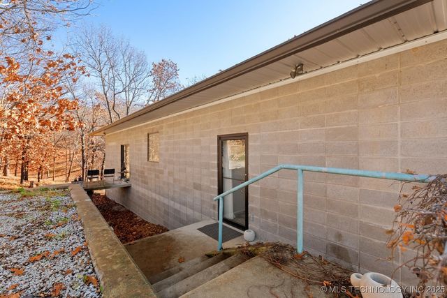 53507 E 344 Road, Jay, OK 74346