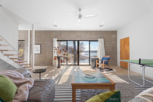 53507 E 344 Road, Jay, OK 74346