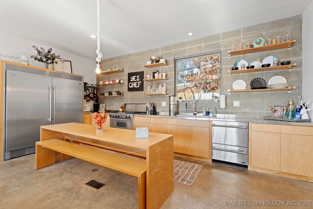 53507 E 344 Road, Jay, OK 74346