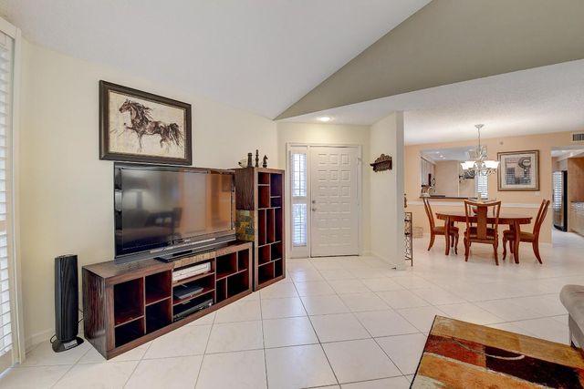 7248 Clunie Place 15106, Delray Beach, FL 33446