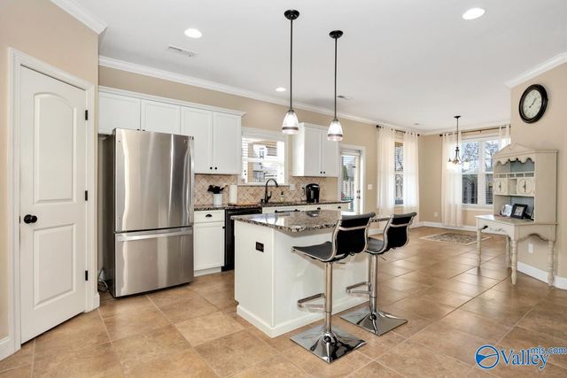 8 Crimson Cloud SW, Huntsville, AL 35824