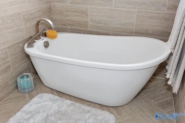 8 Crimson Cloud SW, Huntsville, AL 35824