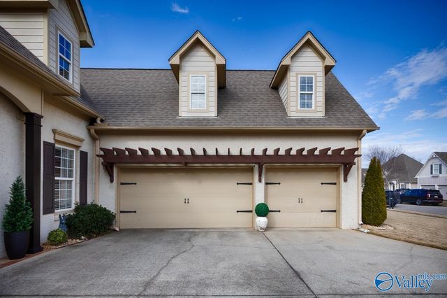 8 Crimson Cloud SW, Huntsville, AL 35824