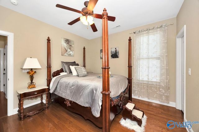 8 Crimson Cloud SW, Huntsville, AL 35824