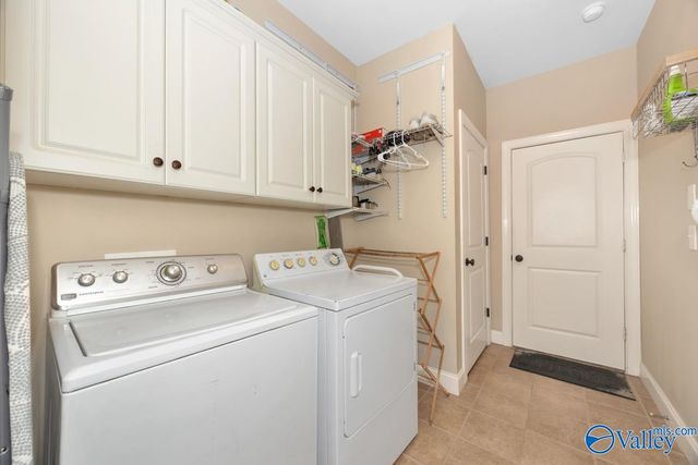 8 Crimson Cloud SW, Huntsville, AL 35824